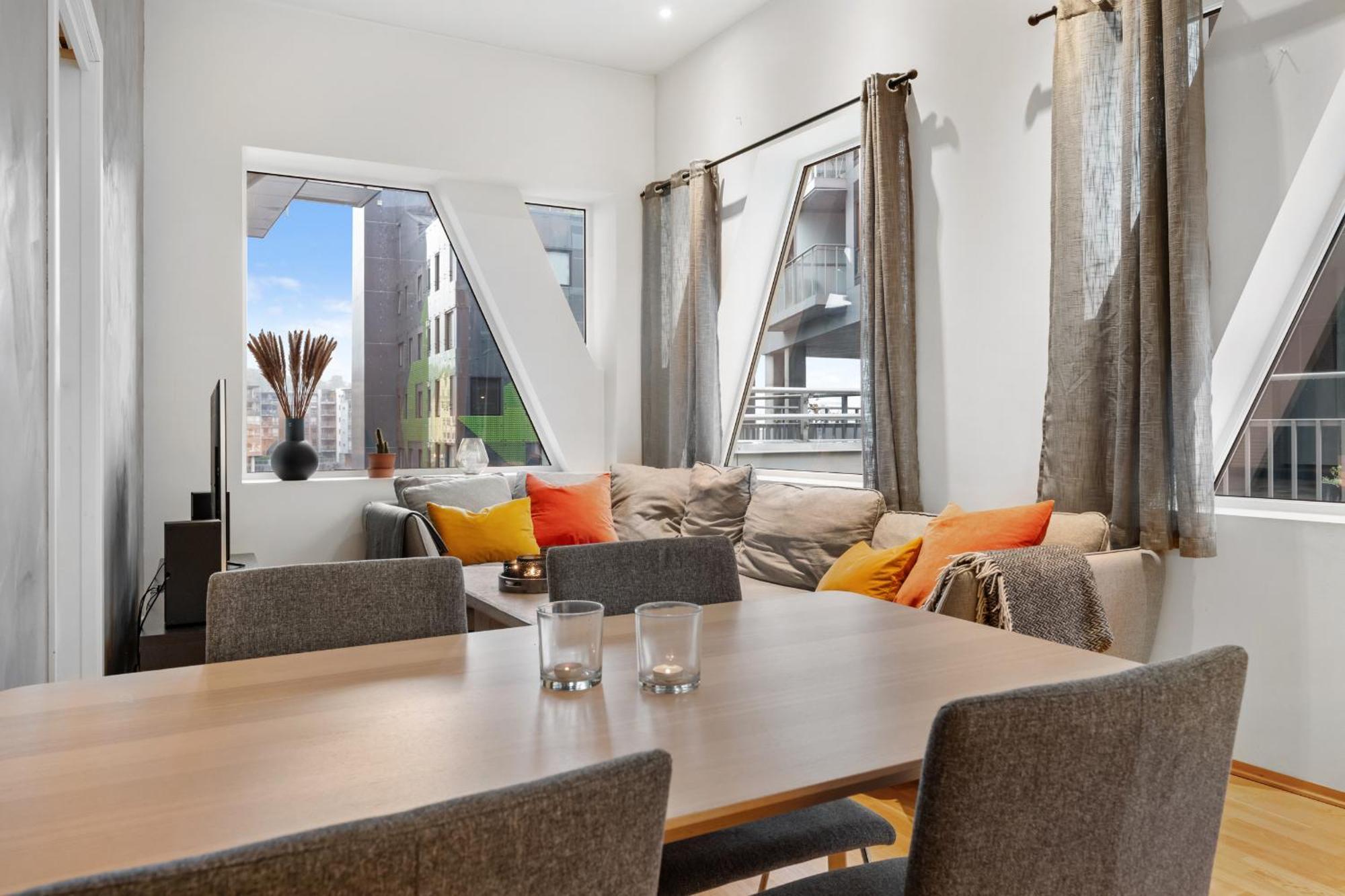 Modern With Rooftop Terrace And Stunning Views Apartment *